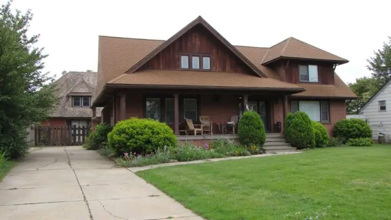 impressive brown split level exteriors